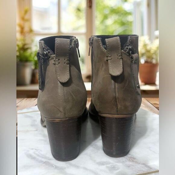 🔥 Blondo Nivada Waterproof Leather Zippered Ankle Booties Size 9 - Picture 10 of 16